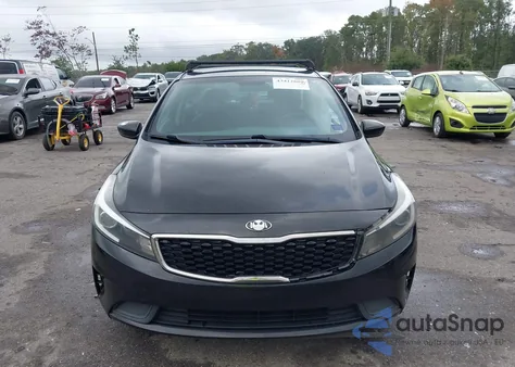 2018 Kia Forte Lx из США, поврежденный, VIN 3KPFK4A72JE232132